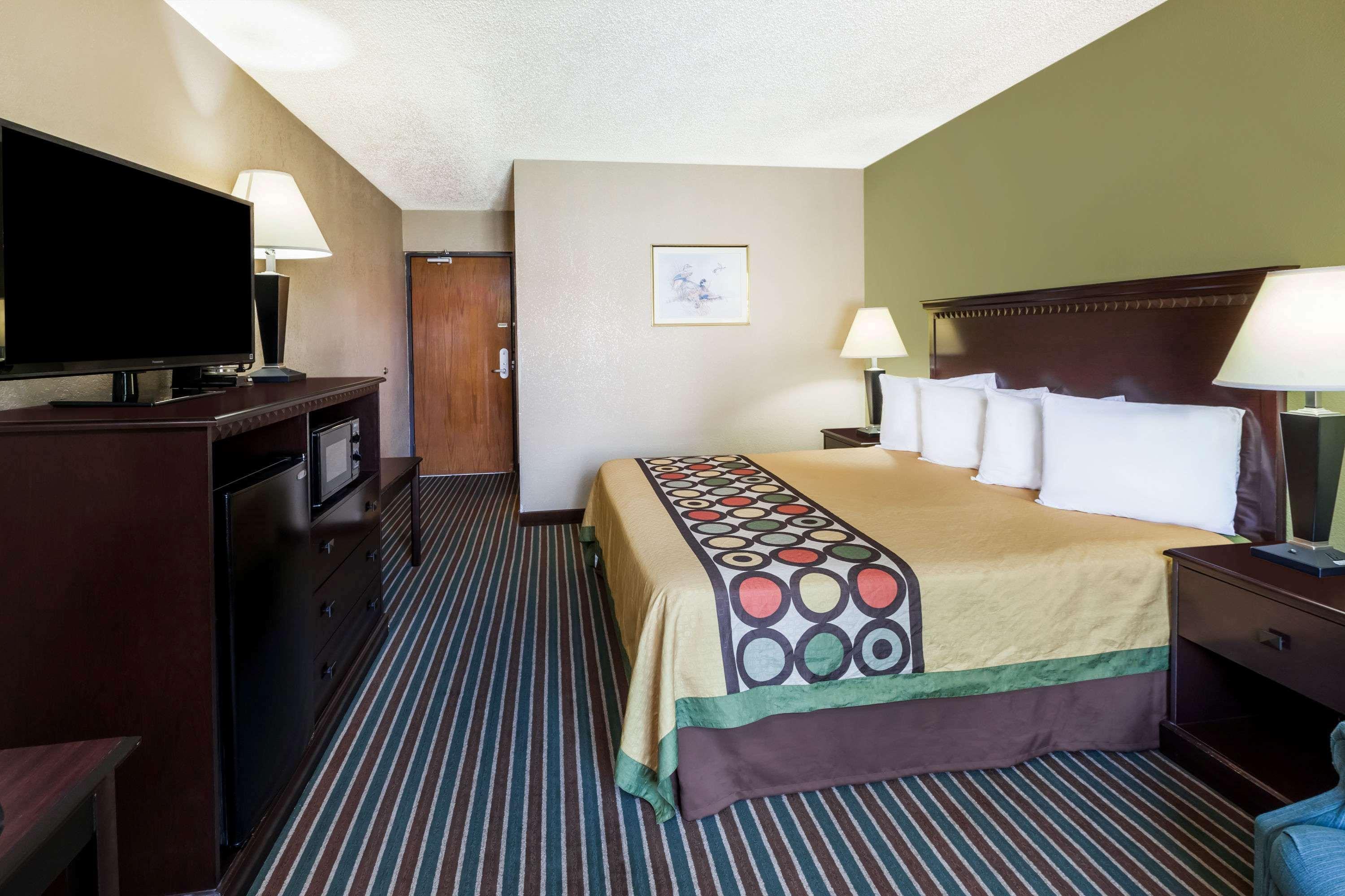 Super 8 By Wyndham Harrison Ar Motel Buitenkant foto