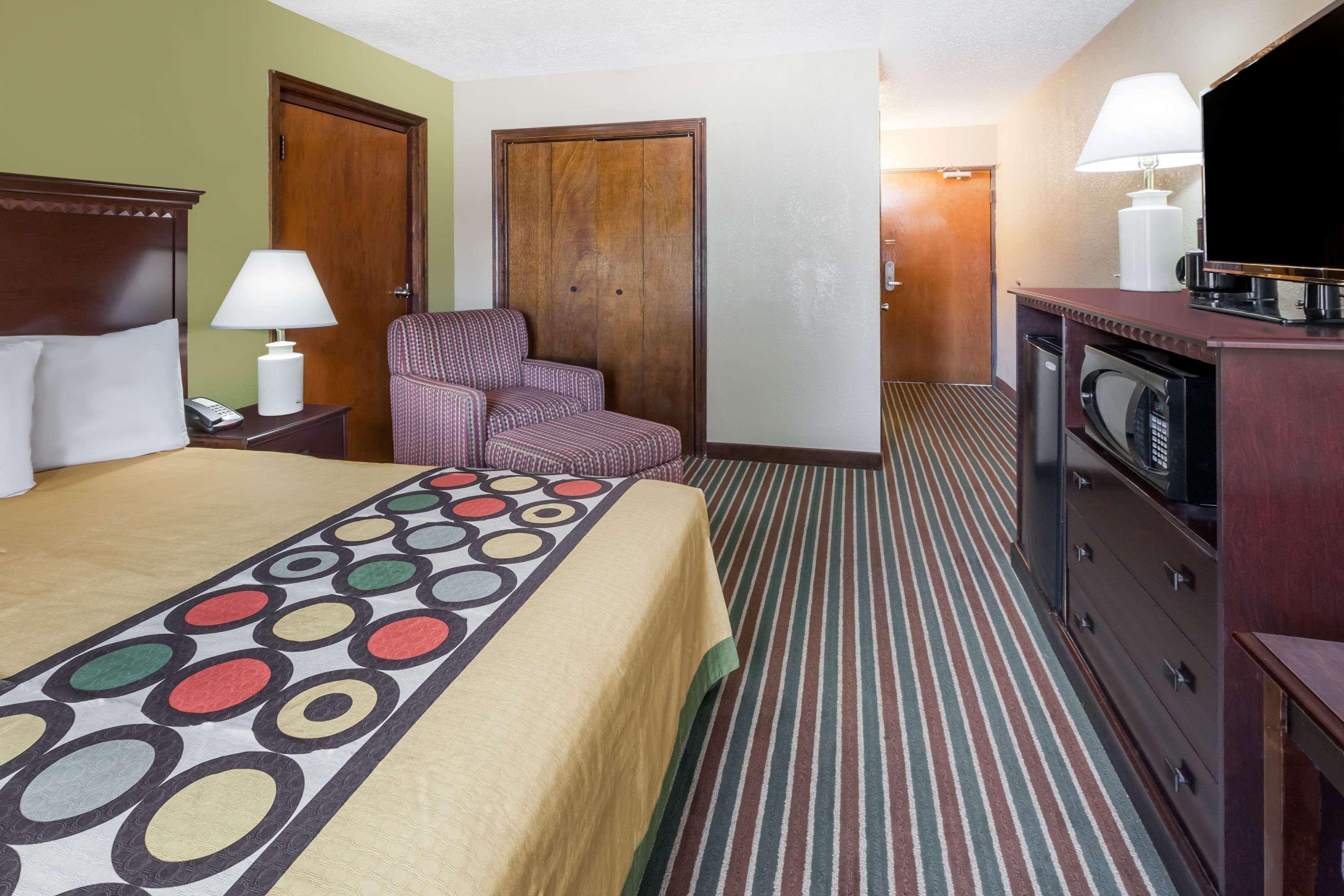 Super 8 By Wyndham Harrison Ar Motel Buitenkant foto
