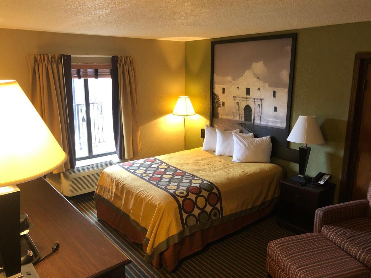 Super 8 By Wyndham Harrison Ar Motel Buitenkant foto